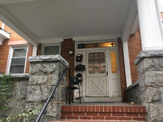 Building Photo - 3303 Guilford Ave