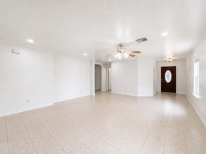 Building Photo - 3209 Wheatmeadow Ct