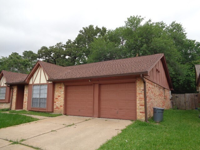 Foto del edificio - 9530 Magnolia Ridge Dr