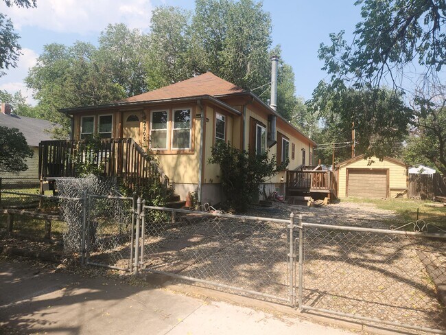 Foto del edificio - 2 Bed Lower-Level unit in Old Colorado Cit...
