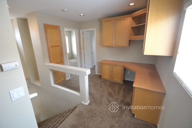 Building Photo - 7654 Glorietta Bay Ct