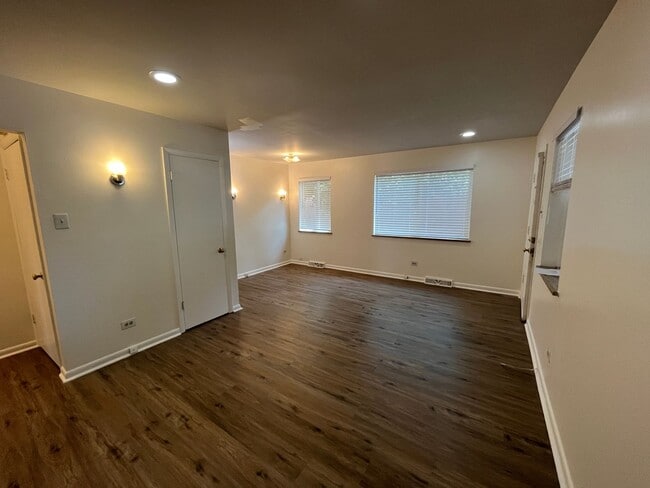 Photo - 4442-4444 N Elizabeth St Townhome