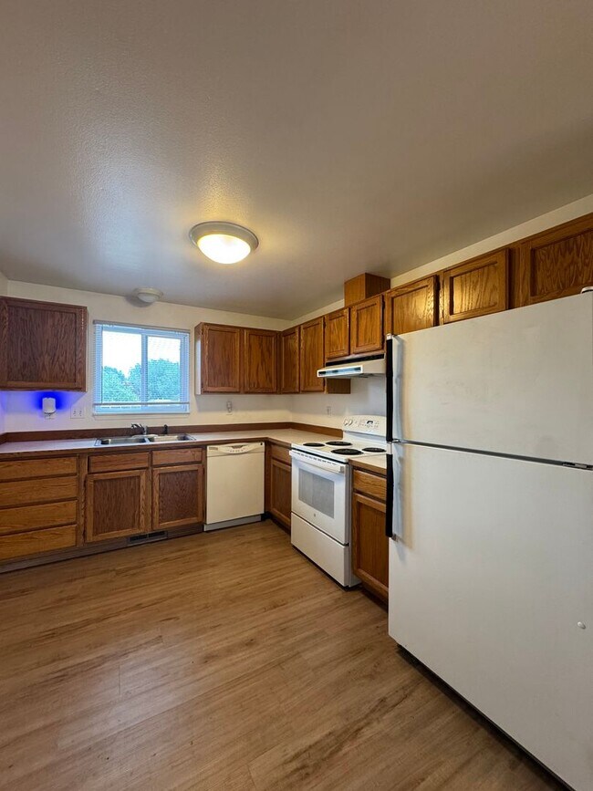 Foto del edificio - 903 E White Birch Ave