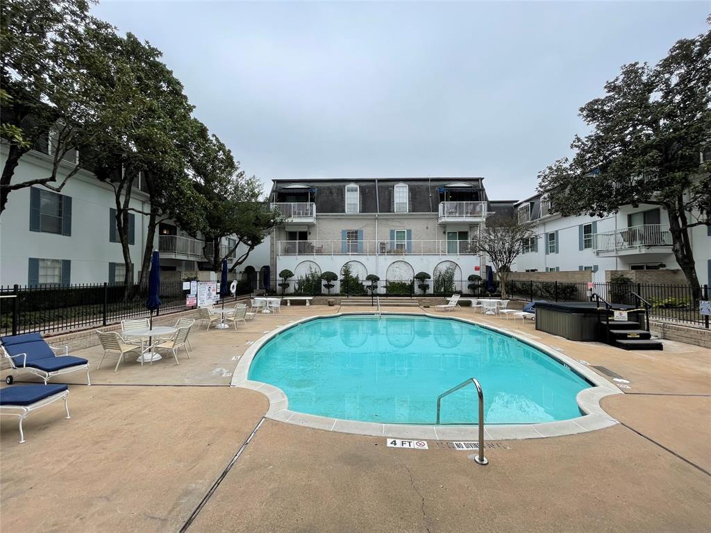 2601 Bellefontaine St Unit B301, Houston, TX 77025 Condo for Rent in