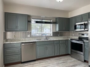 Building Photo - 11943 Corinne Lee Ct