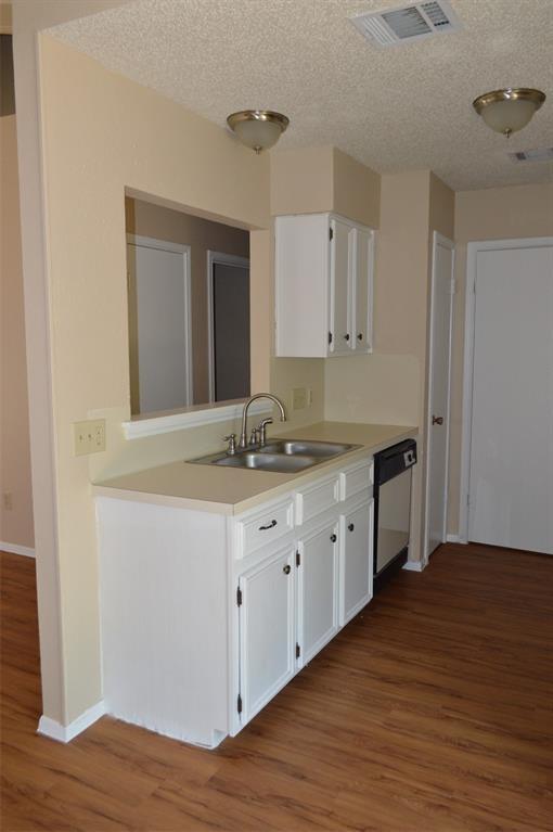 Building Photo - 619 Rollingway Dr