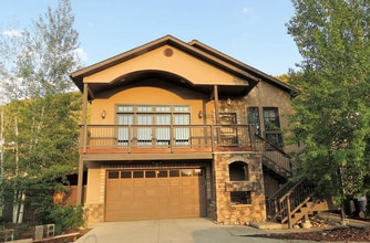 Building Photo - 410 Jenkins Ranch Rd