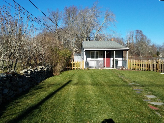 Front - 461 Old Warren Rd