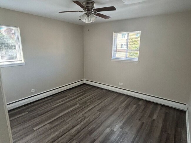 Foto del edificio - 1384 Brown St