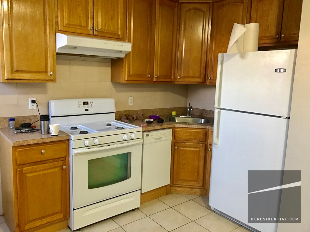 Primary Photo - 4108 20th Ave