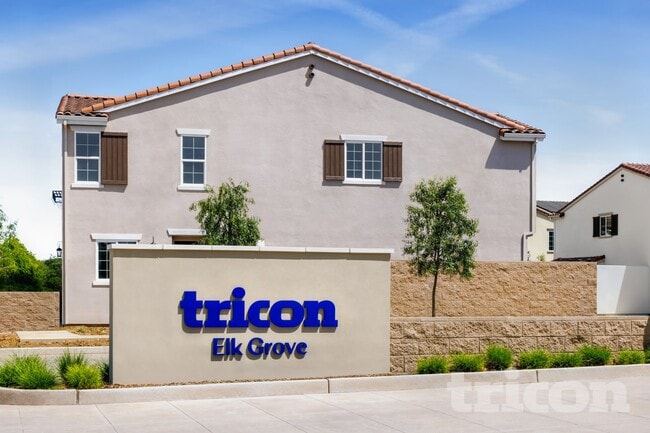 Interior Photo - Tricon Elk Grove