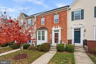 Building Photo - 14903 Rockcastle St