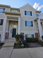 Building Photo - 422 Cary Woods Cir