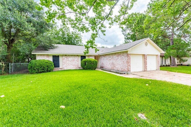 Building Photo - 16219 Bougainvilla Ln