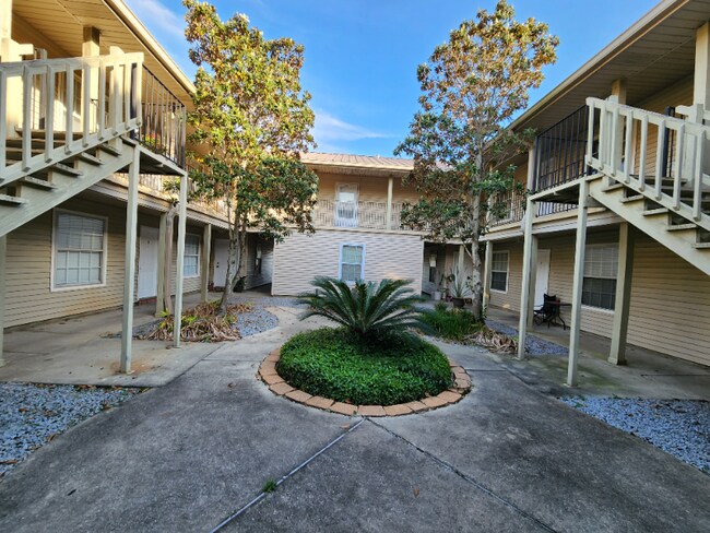 Foto del edificio - 4800 Pontchartrain Dr