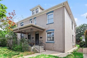 Building Photo - 392 N Clarkson St