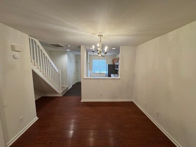 Foto del edificio - 9107 Charminster Ct