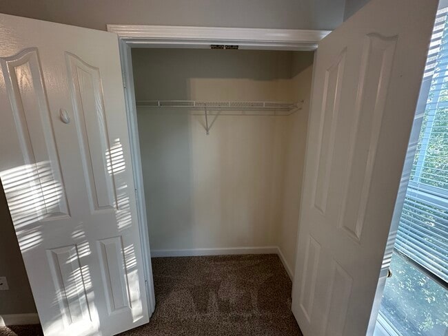 Building Photo - 16446 Redstone Mountain Ln