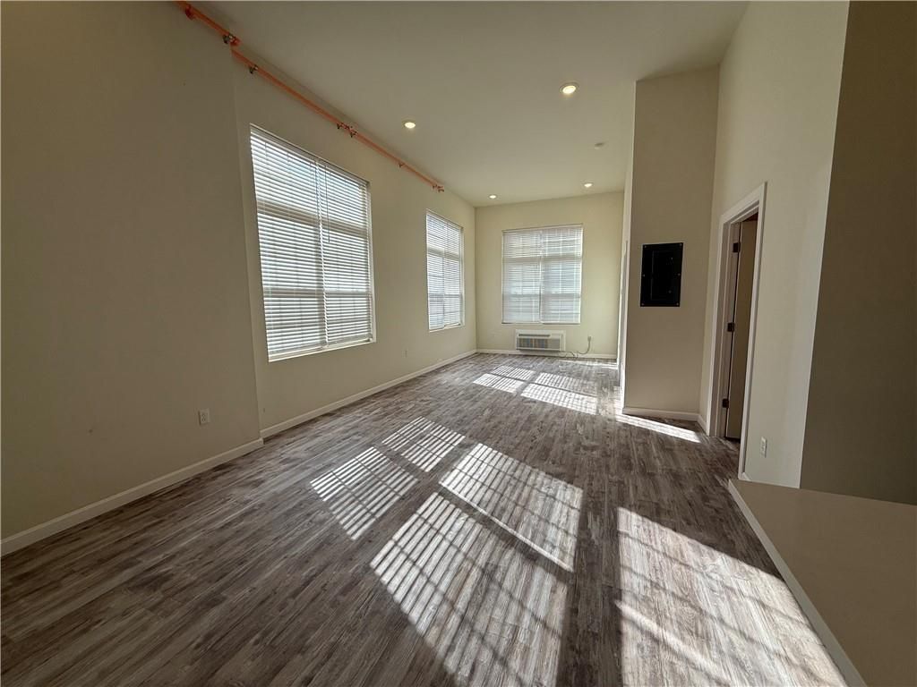 Foto principal - 327 Pine St