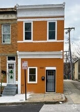 Building Photo - 1824 N Payson St