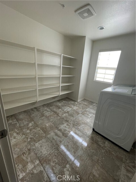 Building Photo - 13118 Rosamond Ct