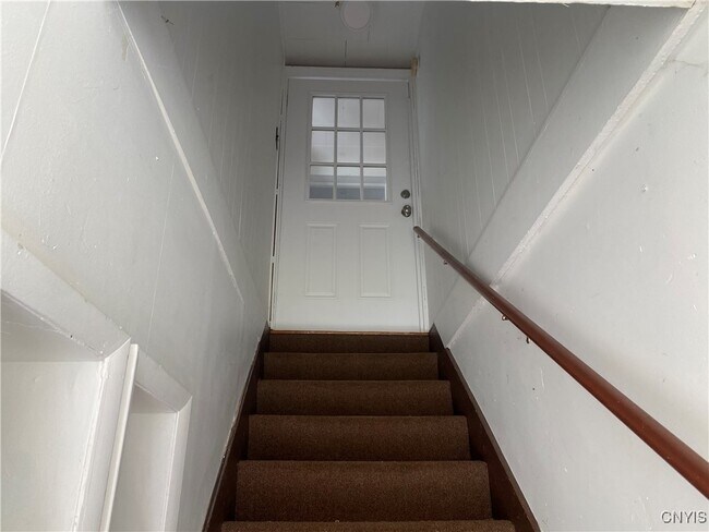 Building Photo - 660 County Rte 1