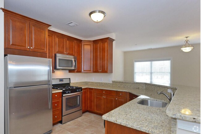 Woodcrest at Clark Apartments CLARK, NJ