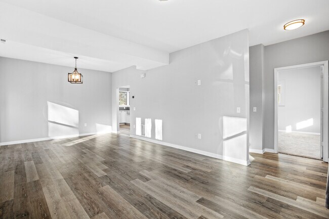 Foto del edificio - 319 6th St NW