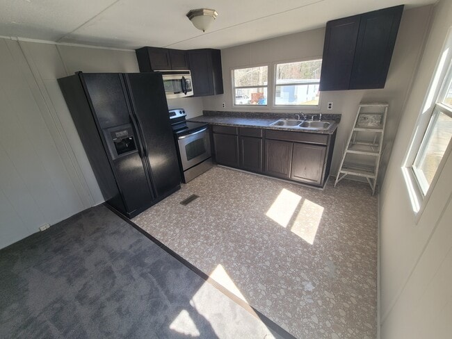 Building Photo - 238 Kipper Ct