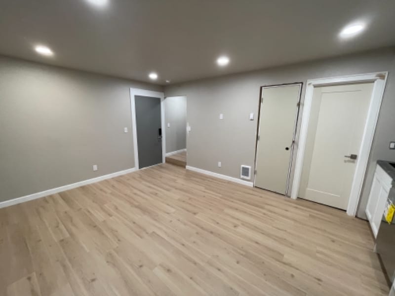 Building Photo - 120 S University Dr