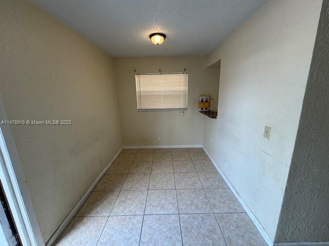 Foto del edificio - 7830 SW 10th St
