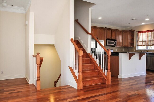 Building Photo - 57 Mallard Pl