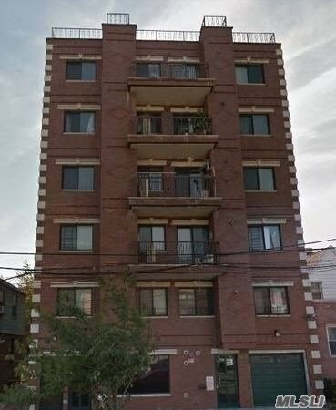 Primary Photo - 162-10 71st Ave