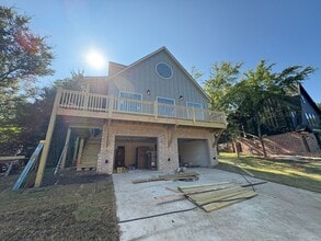 Building Photo - 362 N Mountain Ranch Rd