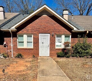 Building Photo - 4770 Old Highgate Entry