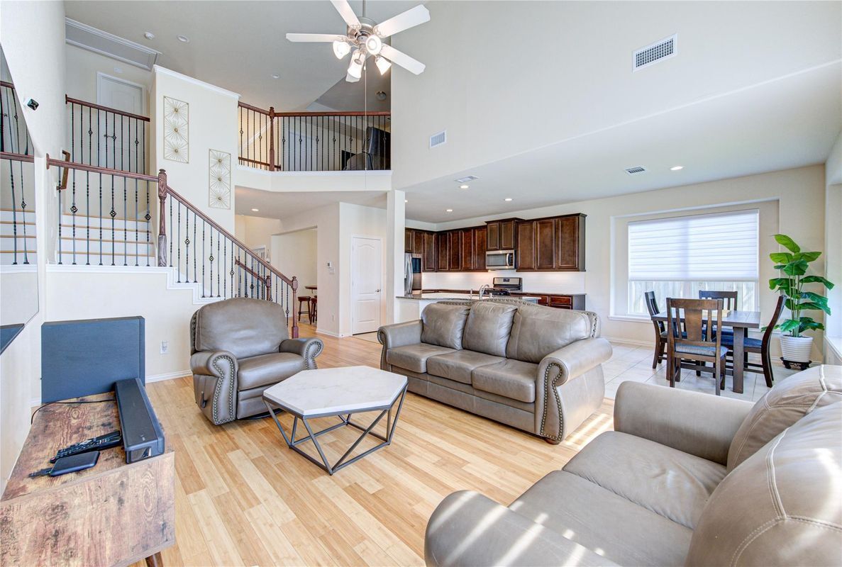 Foto principal - 1919 Willow Rock Way