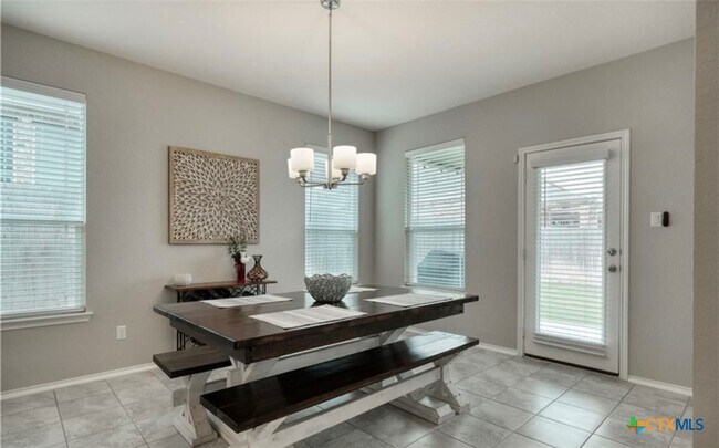 Building Photo - 109 Muenster Dr