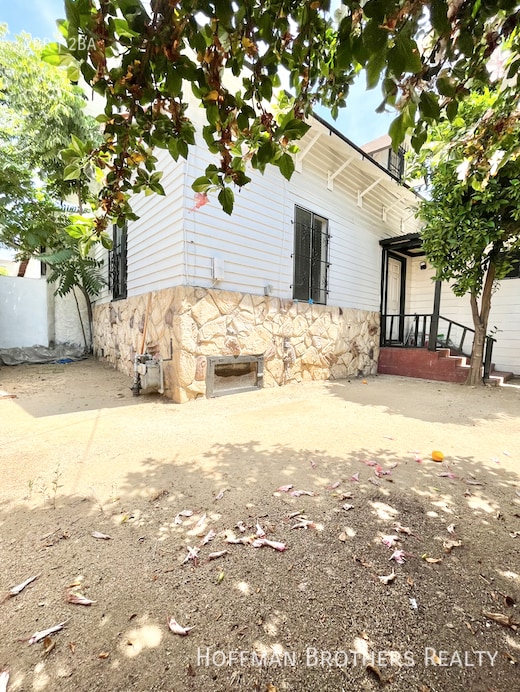 Foto del edificio - 1936 New England St