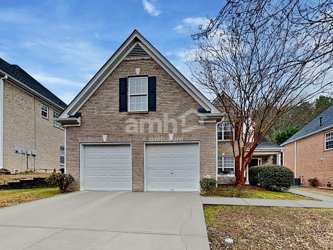 Primary Photo - 801 Glenns Farm Way