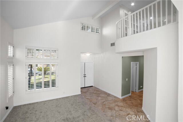 Building Photo - 2938 S Buena Vista Ave
