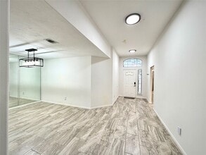 Building Photo - 3226 Candlepine Dr
