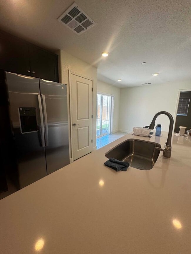 Building Photo - Brand New , Never lived in 3 bed/2 ba home ready MID August!