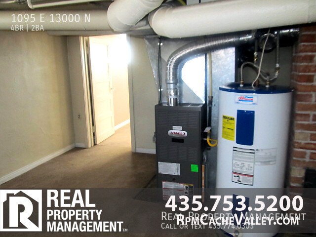 Building Photo - 1095 E 13000 N