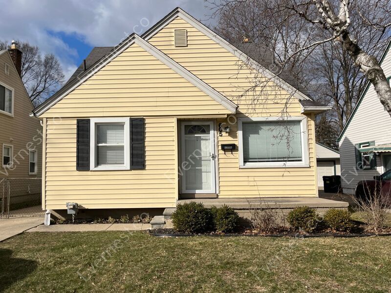 Primary Photo - 605 N Dorchester Ave