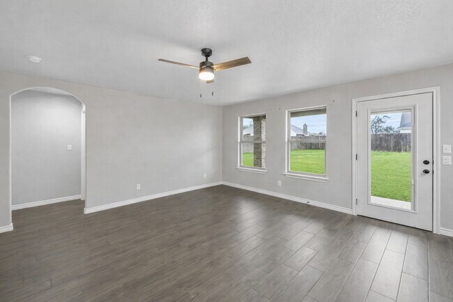 Building Photo - 228 St Charles Dr
