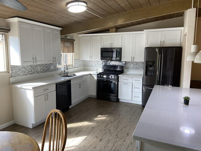 Building Photo - 4938 54th St