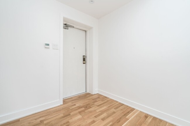 Building Photo - 39 Riverwood Pkwy