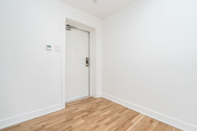 Photo du bâtiment - 39 Riverwood Pkwy