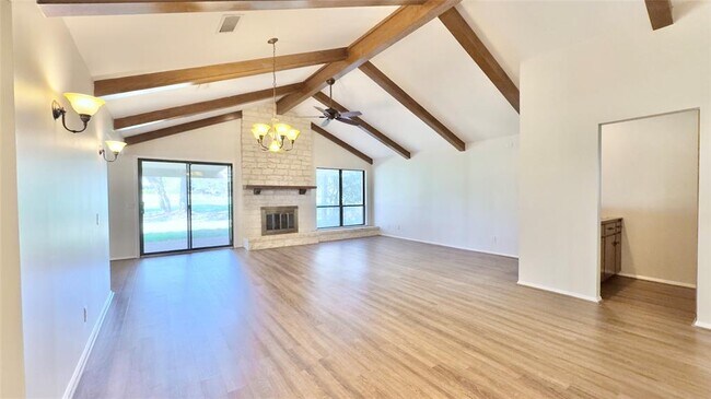 Foto del edificio - 843 Sunfish St