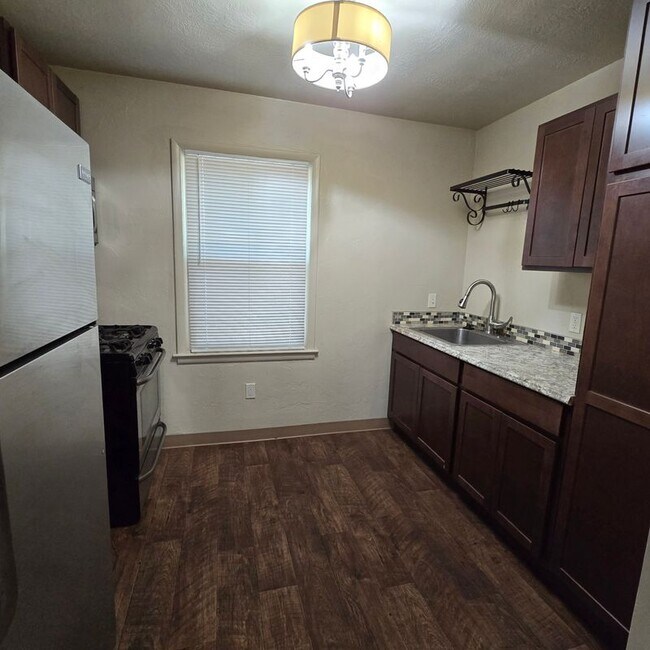 Foto del edificio - 307 N 9th St